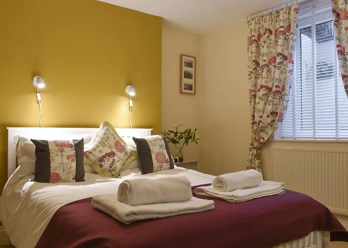 The Garden Apartment - Uk32517